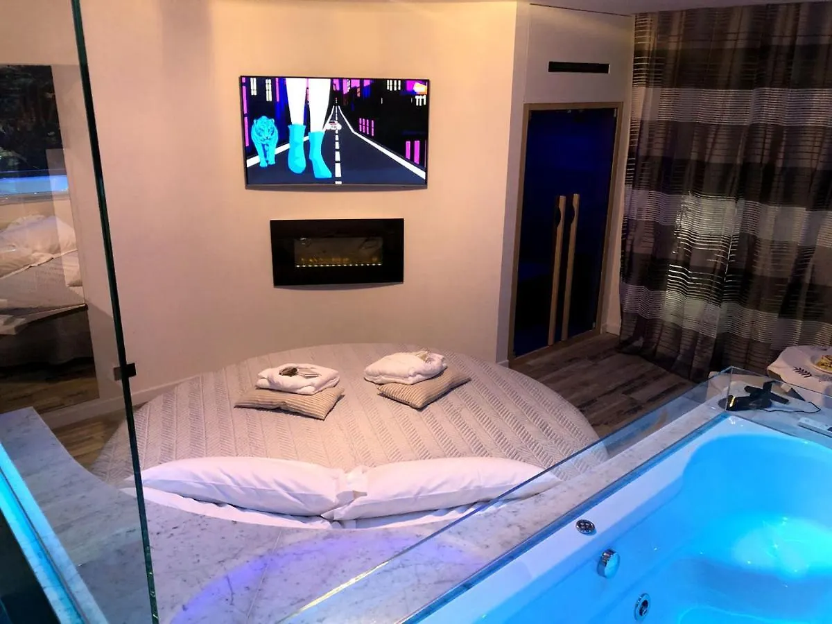 Assisi Luxury Spa Suite Superior 2*,  Włochy