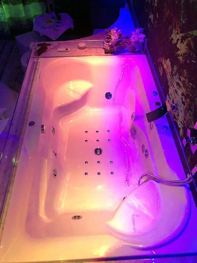 Assisi Luxury Spa Suite Superior 2*,